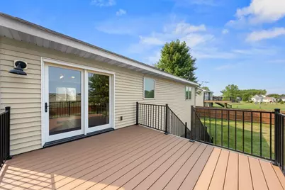 808 Brady Lane, New Richmond, WI 54017 - Photo 4