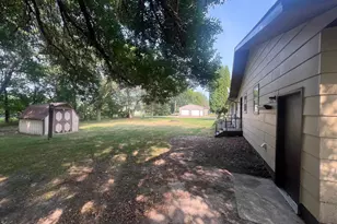 304 5th St, Bluffton, MN 56518 - Photo 4