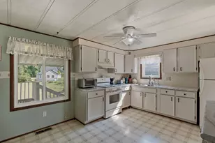 419 3rd Ave NW, Winnebago, MN 56098 - Photo 16