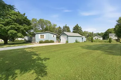 419 3rd Avenue NW, Winnebago, MN 56098 - Photo 4