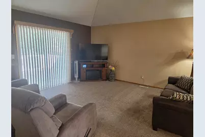 1819 Eastern Star Loop, Sauk Rapids, MN 56379 - Photo 8