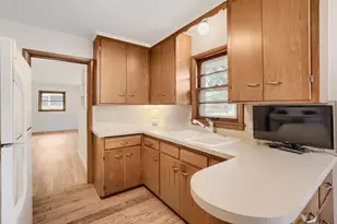 6405 Irving Ave S, Richfield, MN 55423 - Photo 10
