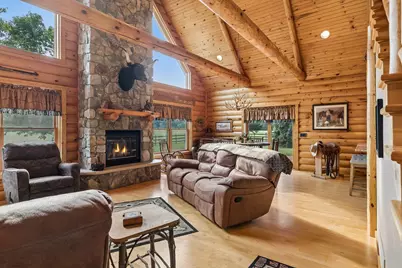 1157 River Drive, River Falls, WI 54022 - Photo 8