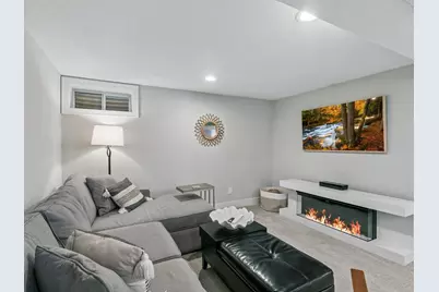 6105 Parnell Avenue, Edina, MN 55424 - Photo 16