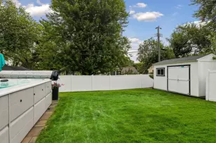 6105 Parnell Ave, Edina, MN 55424 - Photo 28