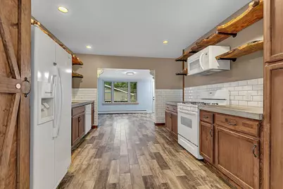 309 2nd Avenue SE, New London, MN 56273 - Photo 8