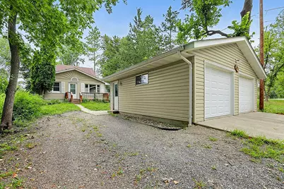 309 2nd Avenue SE, New London, MN 56273 - Photo 4