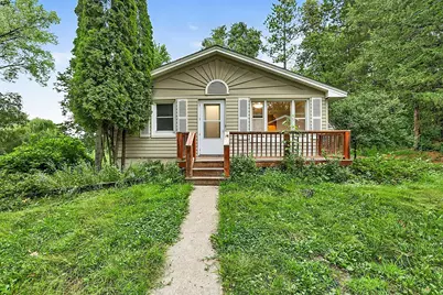 309 2nd Avenue SE, New London, MN 56273 - Photo 1