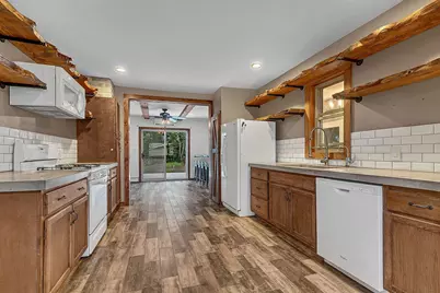 309 2nd Avenue SE, New London, MN 56273 - Photo 6