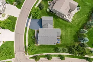 5465 Orchid Ln N, Plymouth, MN 55446 - Photo 6