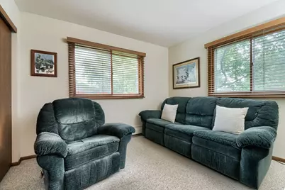 6907 46th Avenue N, Crystal, MN 55428 - Photo 16