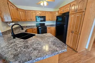 1015 Bluestem Ln, Lester Prairie, MN 55354 - Photo 8