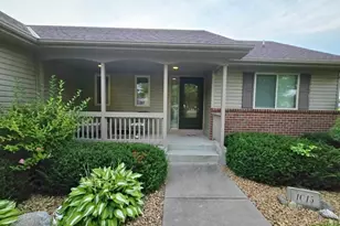 1015 Bluestem Ln, Lester Prairie, MN 55354 - Photo 2