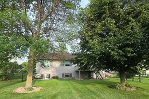 1015 Bluestem Ln, Lester Prairie, MN 55354 - Photo 20
