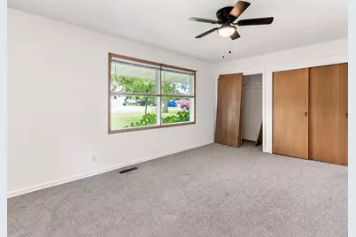233 2nd Street SE, Madelia, MN 56062 - Photo 34
