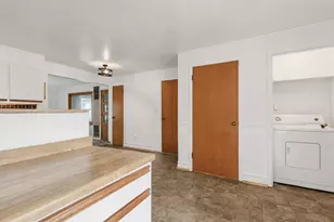 233 2nd St SE, Madelia, MN 56062 - Photo 18