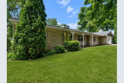 233 2nd Street SE, Madelia, MN 56062 - Photo 4