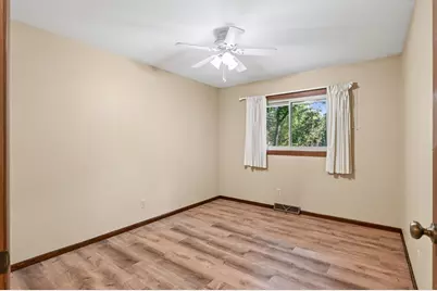 6033 Oak Circle, North Branch, MN 55056 - Photo 16