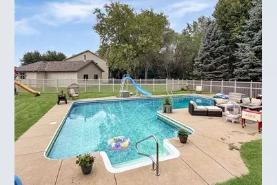 1910 Temminck Rd, Saint Cloud, MN 56301 - Photo 4