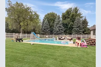 1910 Temminck Rd, Saint Cloud, MN 56301 - Photo 6