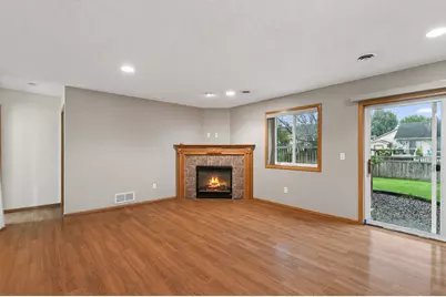 3311 Bluebell Avenue N, Brooklyn Park, MN 55443 - Photo 10