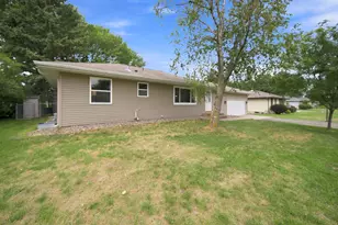 14615 Delft Ave W, Rosemount, MN 55068 - Photo 2