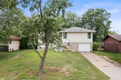 5872 Jefferson Street NE, Fridley, MN 55432 - Photo 6