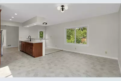 7372 Stillwater Boulevard N, Oakdale, MN 55128 - Photo 10