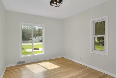 7372 Stillwater Boulevard N, Oakdale, MN 55128 - Photo 12