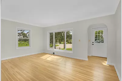 7372 Stillwater Boulevard N, Oakdale, MN 55128 - Photo 2