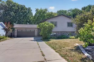 2133 76th Ct N, Brooklyn Park, MN 55444 - Photo 34