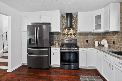 2133 76th Court N, Brooklyn Park, MN 55444 - Photo 2