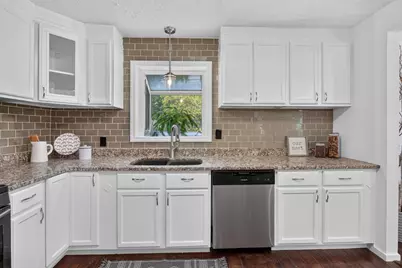 2133 76th Court N, Brooklyn Park, MN 55444 - Photo 4