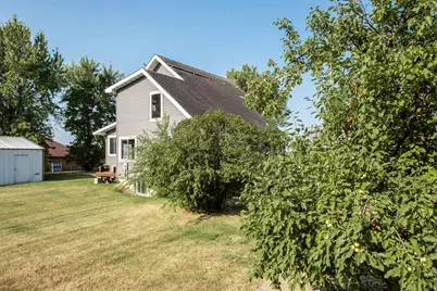 221 E Lake Street, Parkers Prairie, MN 56361 - Photo 24