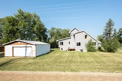 221 E Lake Street, Parkers Prairie, MN 56361 - Photo 26