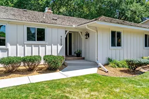7029 Comanche Ct, Edina, MN 55439 - Photo 8
