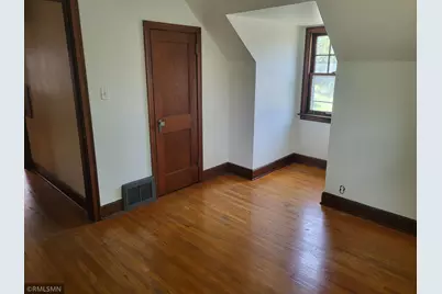 919 6th Street SW, Willmar, MN 56201 - Photo 18