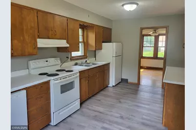 919 6th Street SW, Willmar, MN 56201 - Photo 14