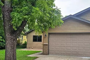 13 E 3rd St, Morris, MN 56267 - Photo 4