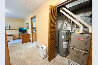 210 W Everett Avenue, Fergus Falls, MN 56537 - Photo 28
