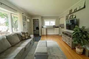 2027 Northwood Dr, North Saint Paul, MN 55109 - Photo 24
