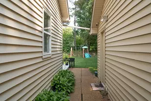 2027 Northwood Dr, North Saint Paul, MN 55109 - Photo 42