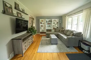 2027 Northwood Dr, North Saint Paul, MN 55109 - Photo 20
