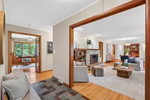15753 Cedar Ridge Rd, Eden Prairie, MN 55347 - Photo 4