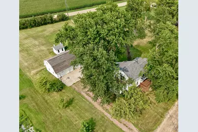 350 Highland Avenue N, Butterfield, MN 56120 - Photo 1