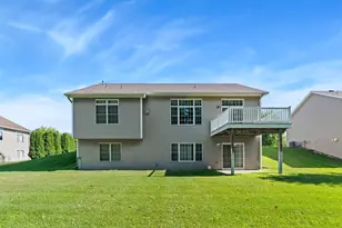 6427 Tessman Terrace N, Brooklyn Park, MN 55445 - Photo 4