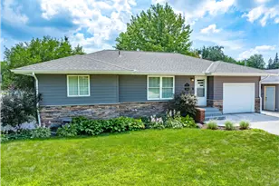3008 29th Ave NE, Saint Anthony, MN 55418 - Photo 2