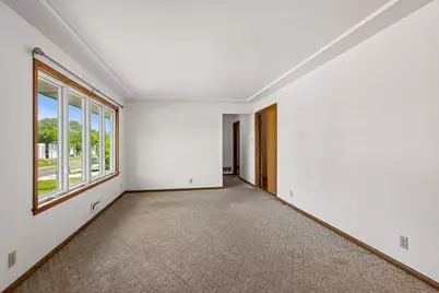 3032 Louisiana Avenue N, Crystal, MN 55427 - Photo 4