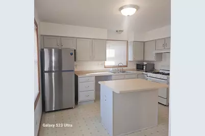 2324 Emerson Avenue N, Minneapolis, MN 55411 - Photo 4