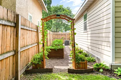 1730 Newton Avenue N, Minneapolis, MN 55411 - Photo 42